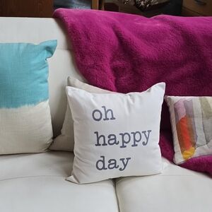 NWOT Oh happy day white toss pillow cover + insert
